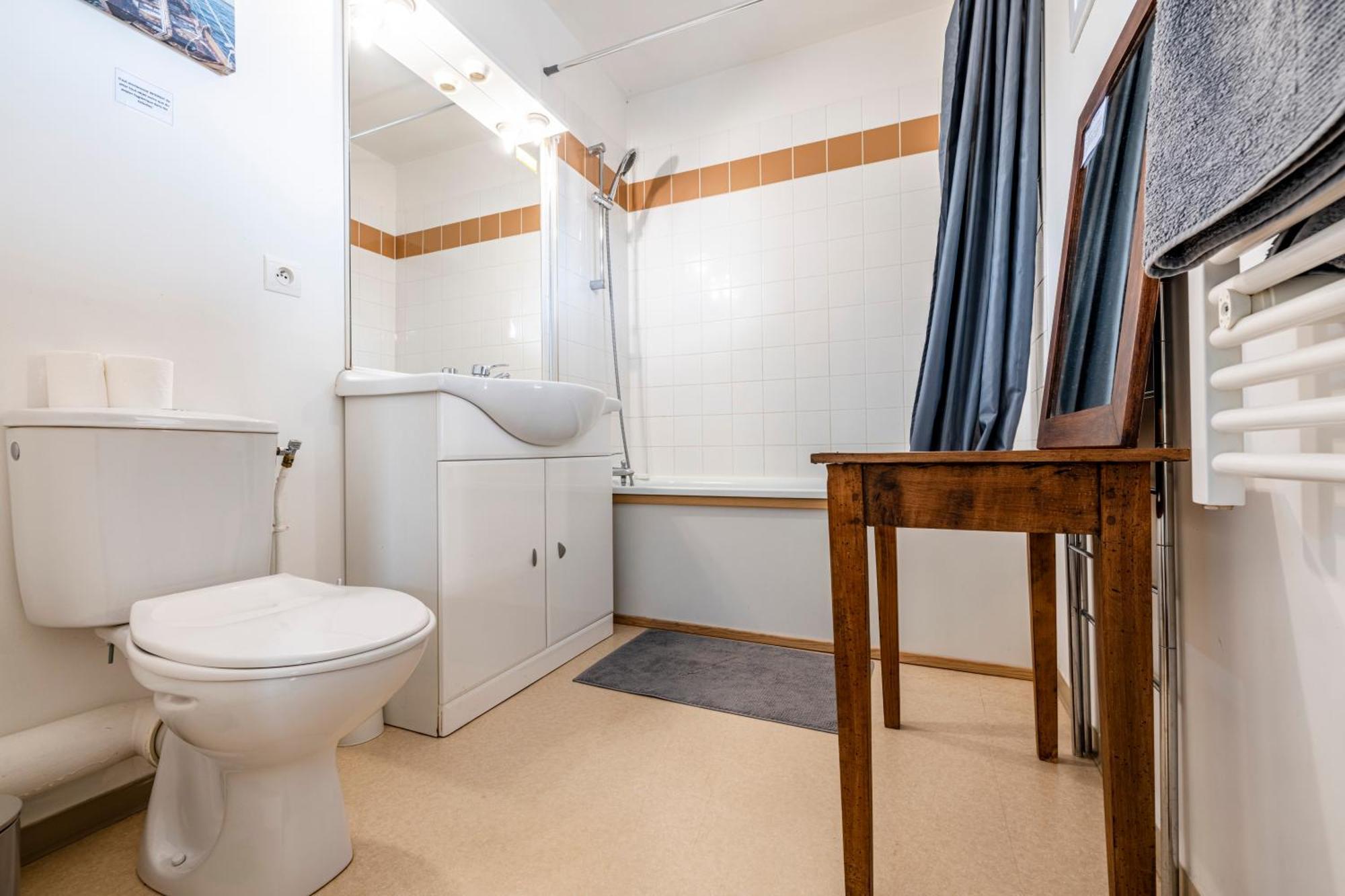 Appartement Normandie Avec Jardin เอคโมวิลล์ ภายนอก รูปภาพ